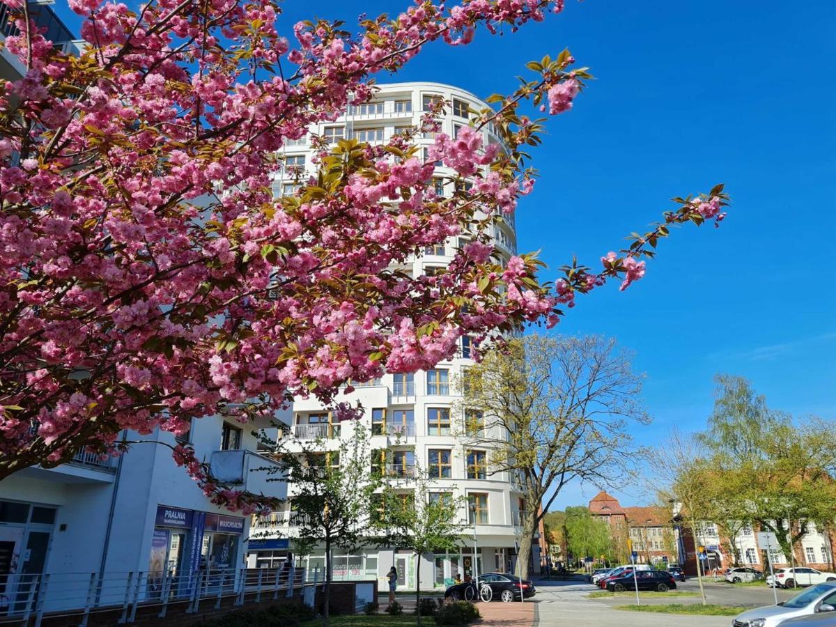 Apartamento Visit Baltic - Platan Tower Grey Świnoujście Exterior foto
