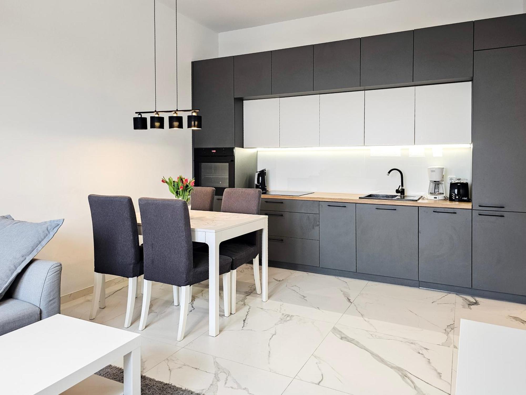 Apartamento Visit Baltic - Platan Tower Grey Świnoujście Exterior foto