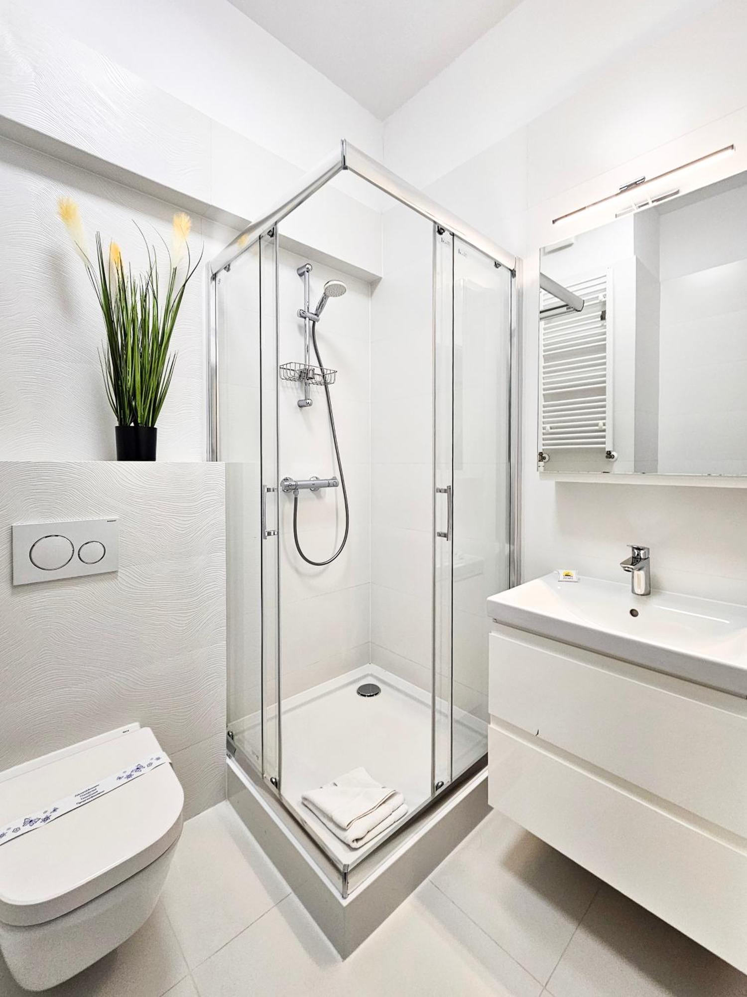 Apartamento Visit Baltic - Platan Tower Grey Świnoujście Exterior foto